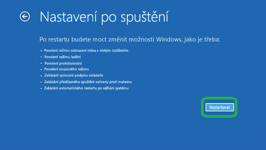Obrazovka Nastavení po spuštění s výčtem voleb a zvýrazněným tlačítkem Restartovat
